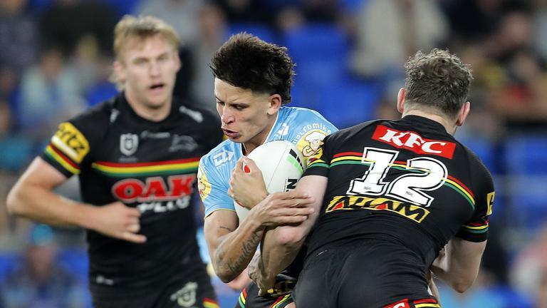 Penrith Panthers secure thumping victory over Gold Coast Titans despite dubious Bunker call