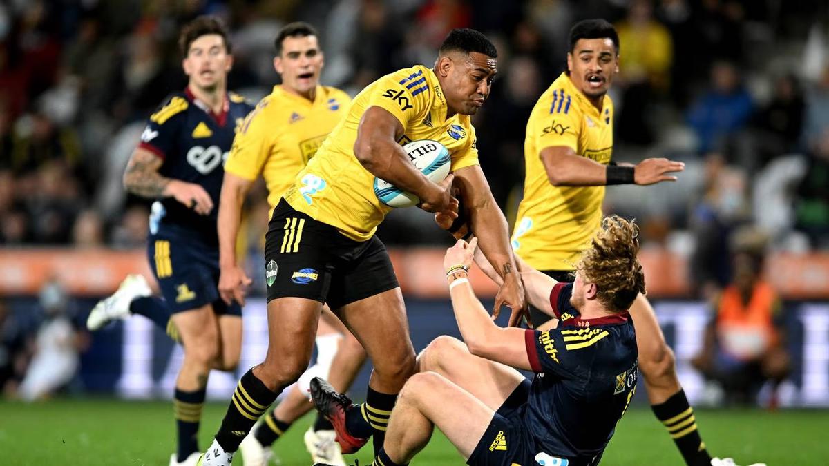 Julian Savea contract negotiations not as good as they should have been Hurricanes chief executive Avan Lee says