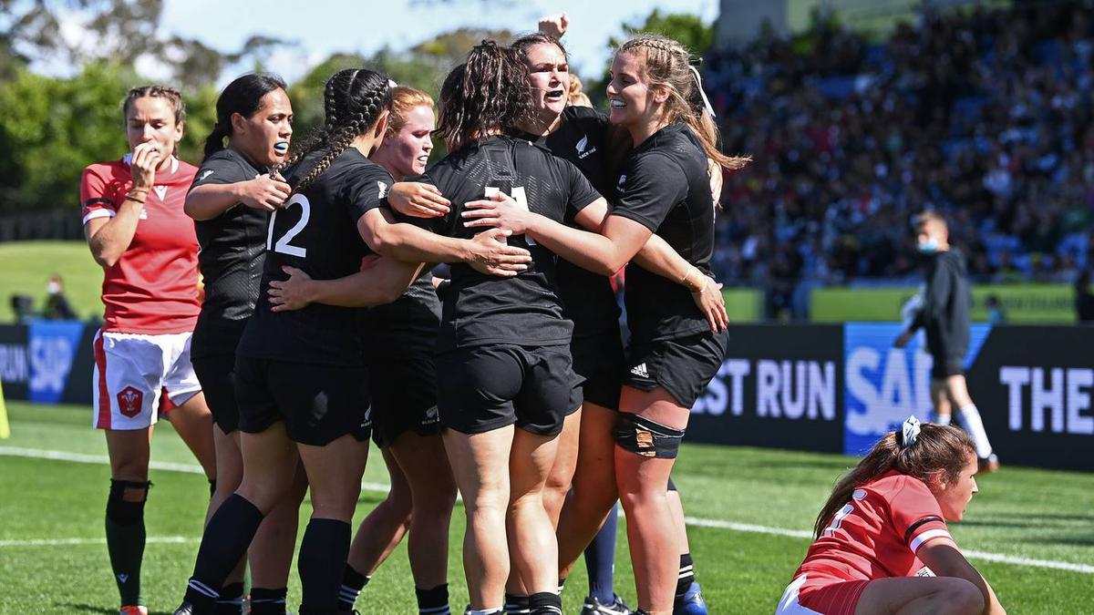 Black Ferns claim top seed and book rematch with Wales in quarter-final
