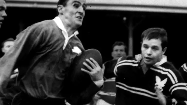 Former Australian halfback and Manly legend Dennis Ward dies aged 74