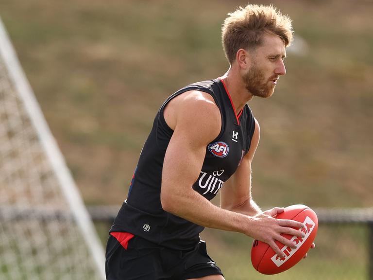 Essendon to appoint new skipper as Dyson Heppell steps down; Hawthorn names James Sicily as captain