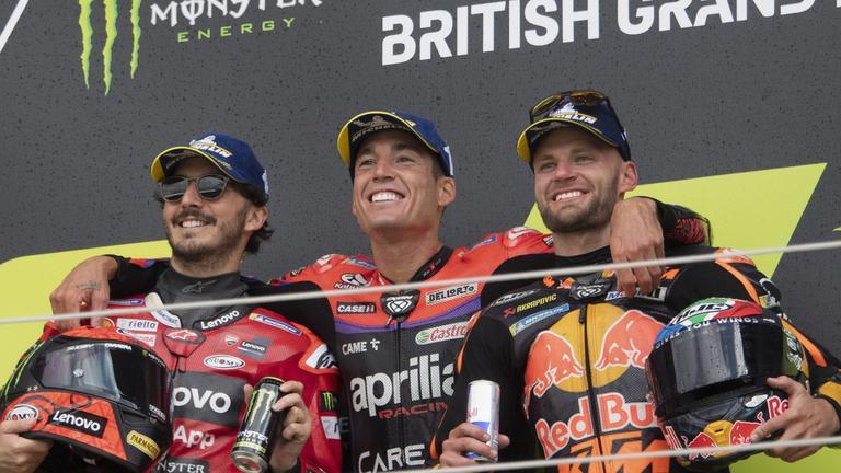 Five fail to finish as Aussie Miller stumbles, Espargaro wins British MotoGP with epic last-lap move