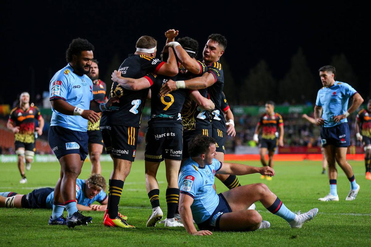 Clinical Chiefs produce commanding win over Waratahs