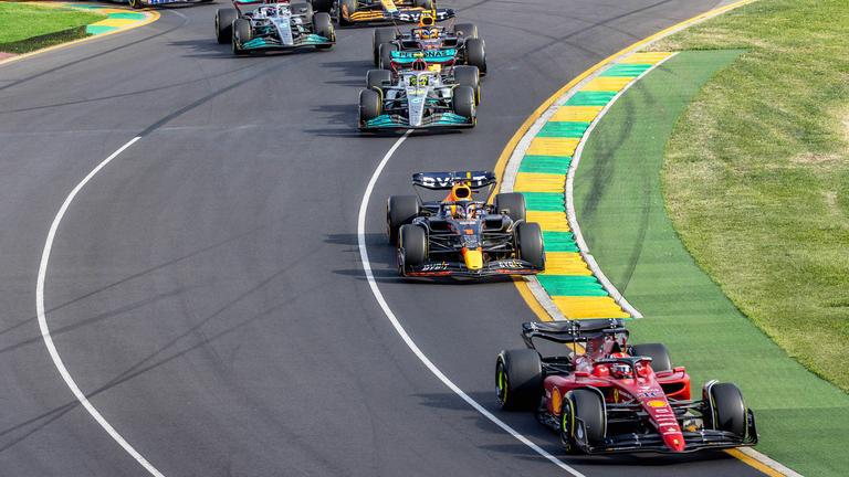 Aus GP boss to bow out with record-breaking contract and sellout crowd  but not the first round