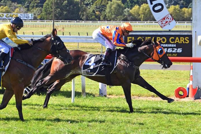 Avantage aiming for ninth Group One