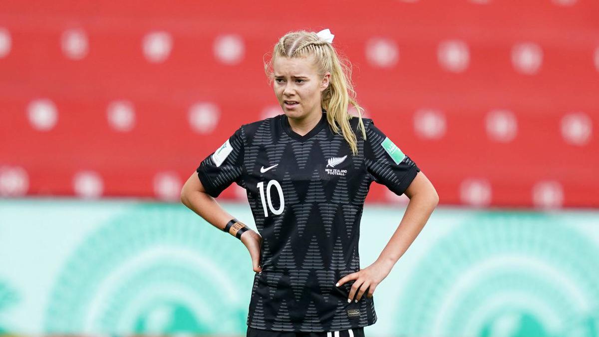 Wellington Phoenix teenager Alyssa Whinham called into Football Ferns squad for Japan mission