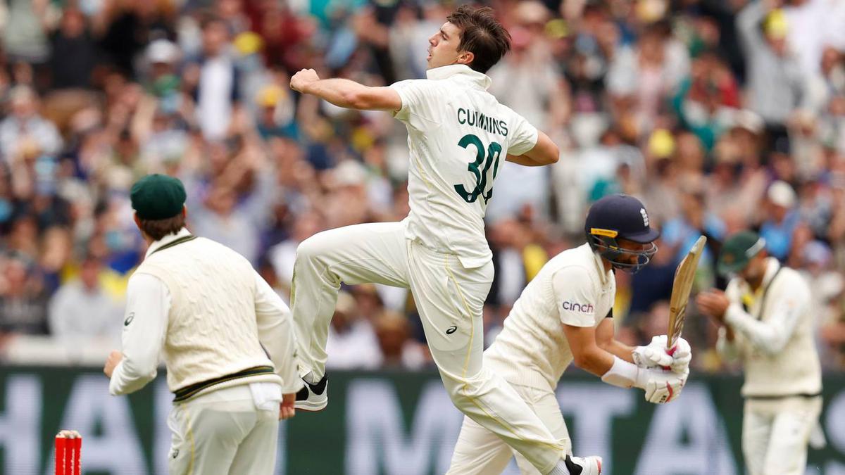 Awful England battered by Australia in lopsided day one of Boxing Day test at the MCG