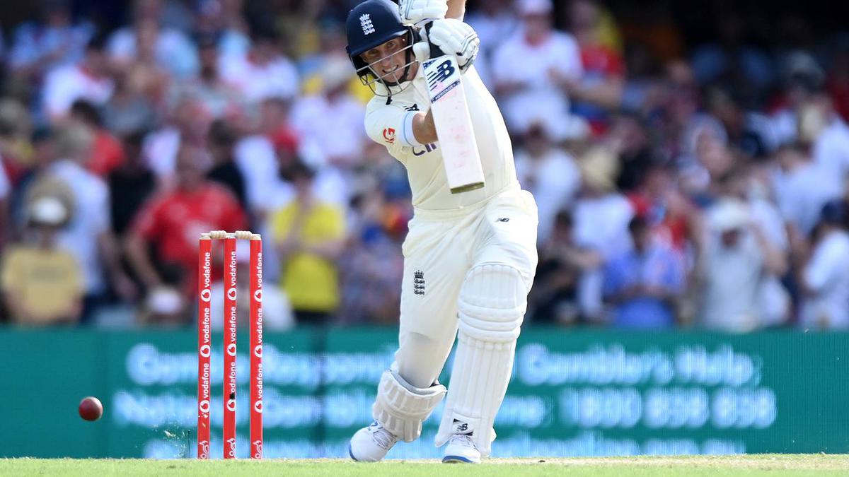 Resolute Joe Root leads England fightback against Australia in Ashes