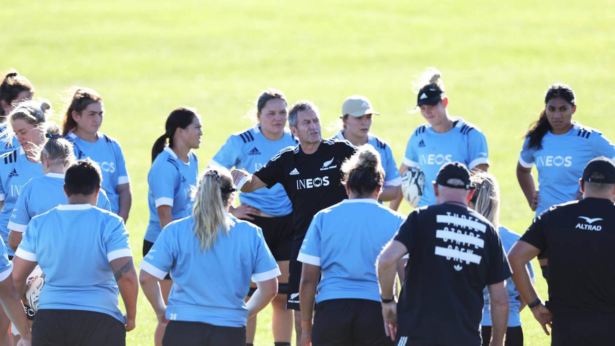 'Totally different': Top coach gives warning to Black Ferns' male coaching trio