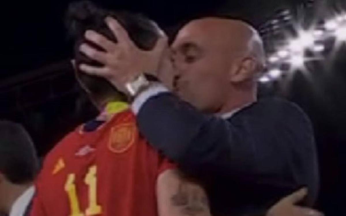 Spanish football federation president Luis Rubiales banned for three years for World Cup kiss