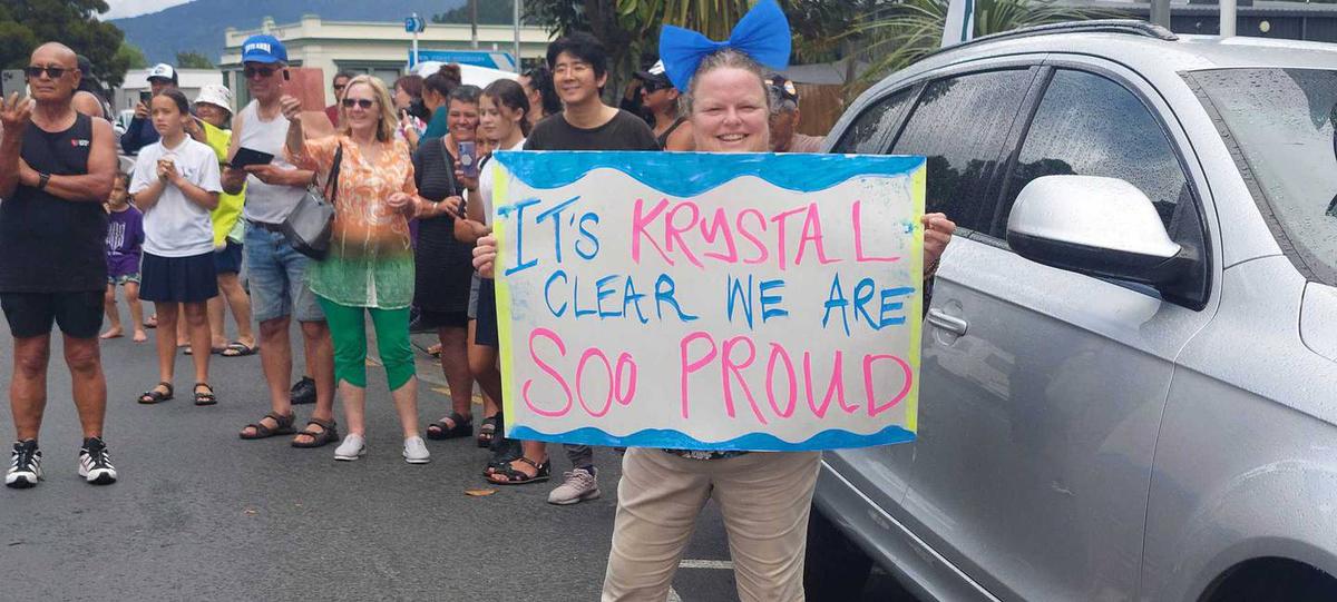 Kaitāia's rugby sweetheart welcomed home in street parade