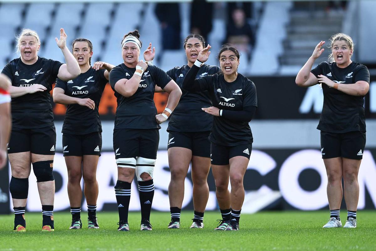 Black Ferns continue to tinker as World Cup opener awaits