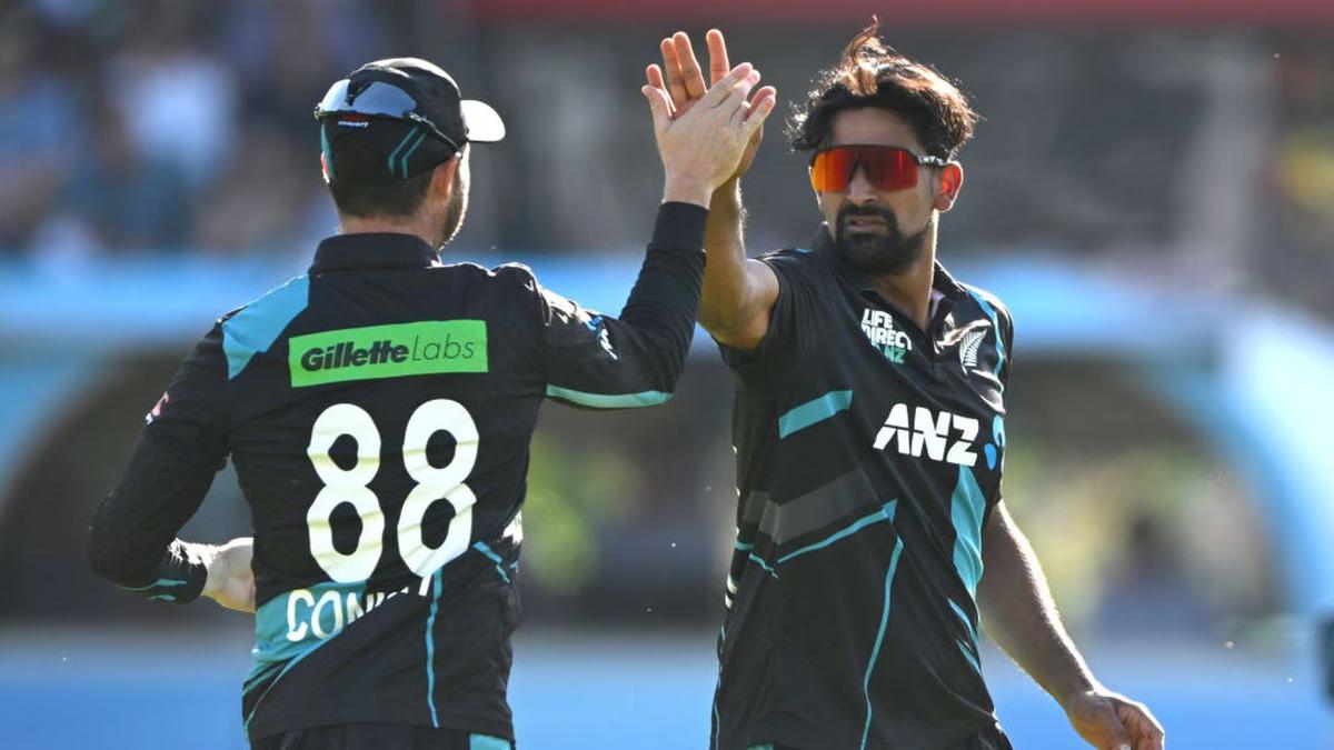 Ish Sodhi takes six wickets as Black Caps win second ODI