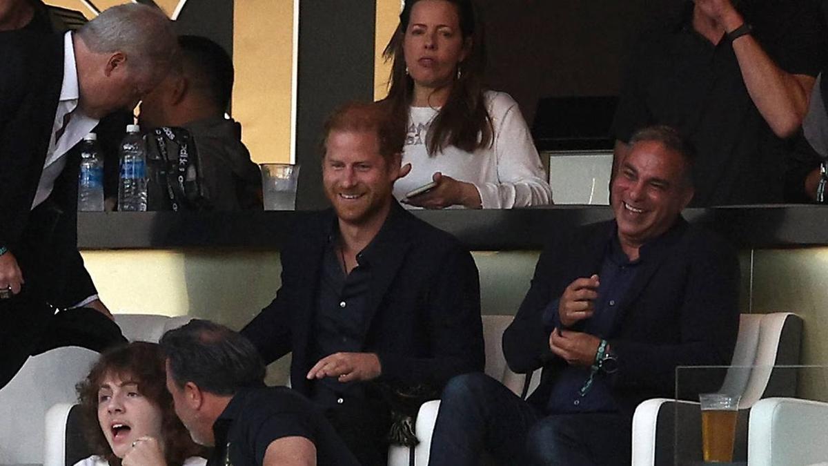 Inside Prince Harrys $15,000 VIP suite at Inter Miami football match