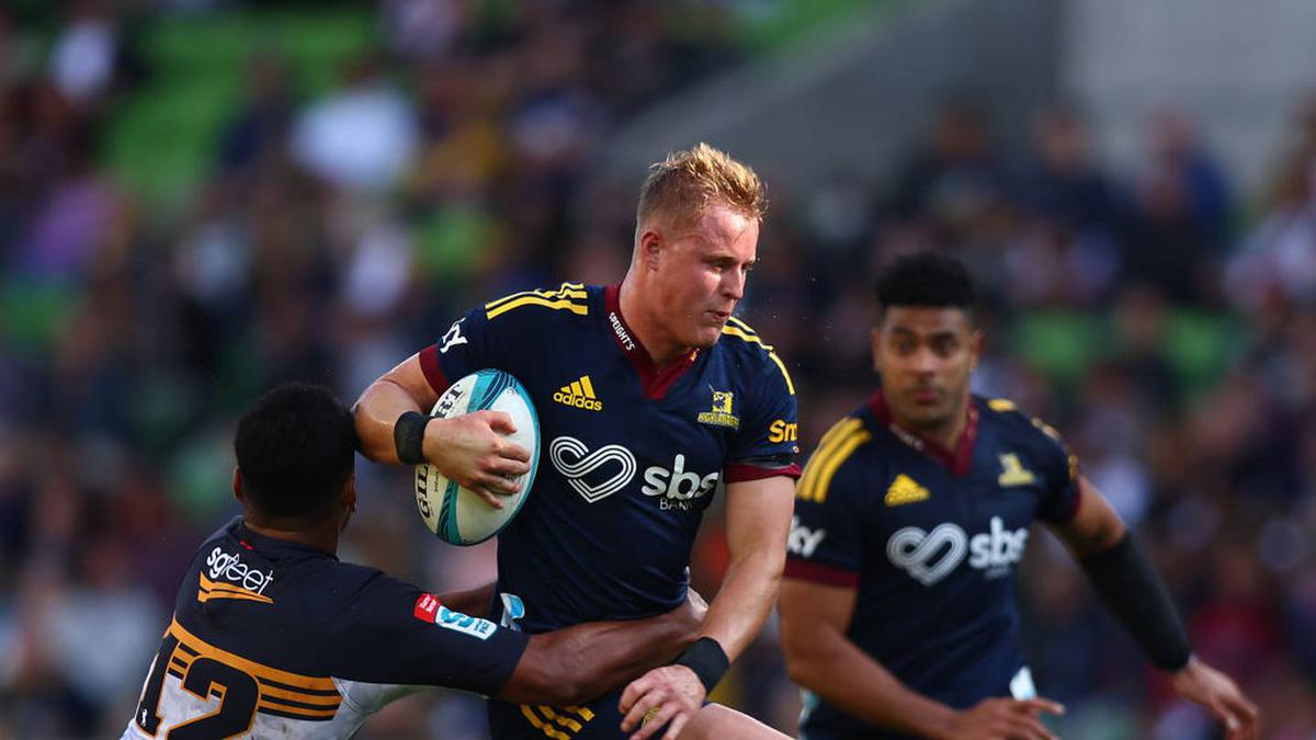 Highlanders take a punt with winger Sam Gilbert named at first-five