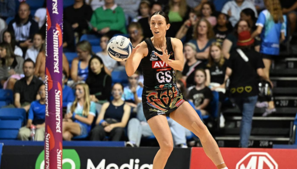 Silver Ferns veteran Bailey Mes calls time on career