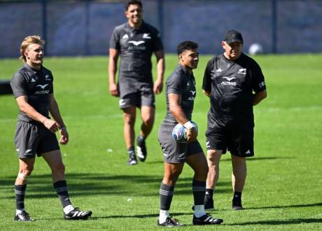 Training ground tensions flare in All Blacks camp
