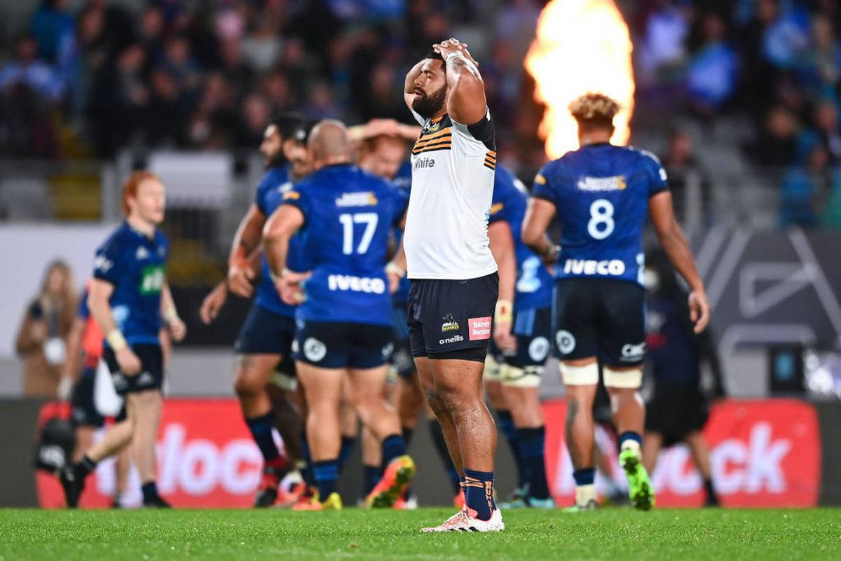 Blues survive huge scare to beat Brumbies and reach final