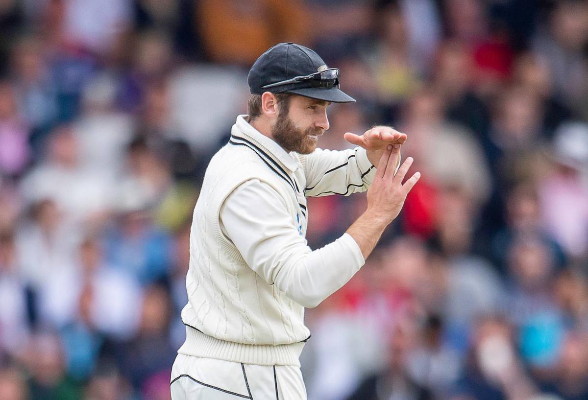  England put Black Caps in familiar danger on fourth day of third test at Headingley