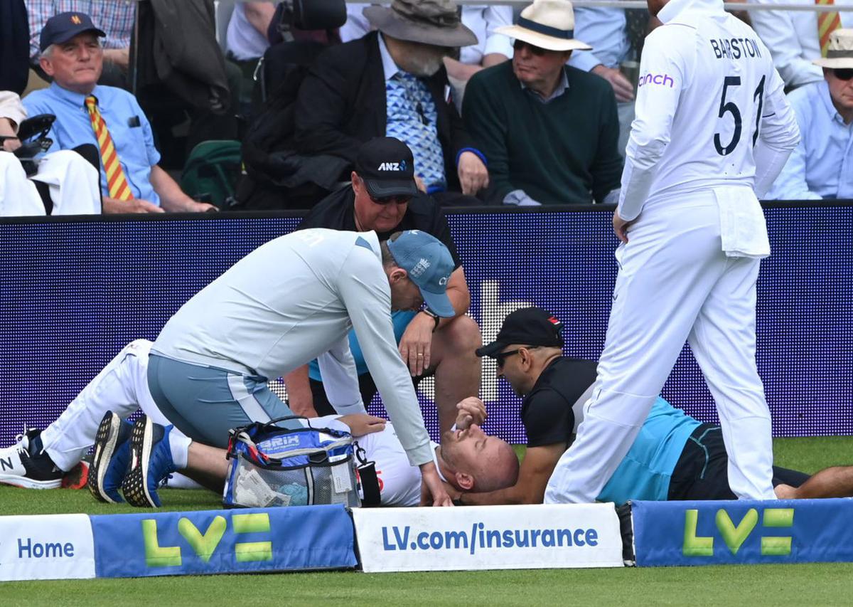 England spinner Jack Leach forced to withdraw from New Zealand test after suffering concussion