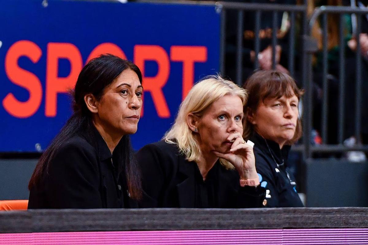 New Zealand netball side humbled by English in Christchurch