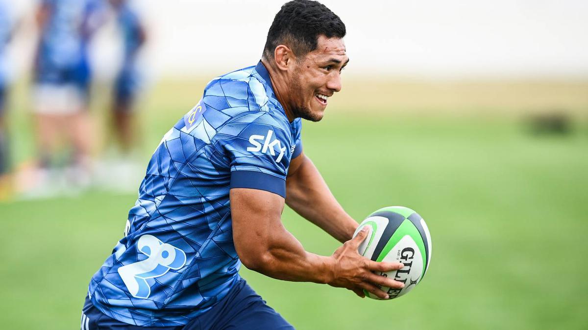 Roger Tuivasa-Sheck to make debut as the Blues name team for season opener against the Hurricanes
