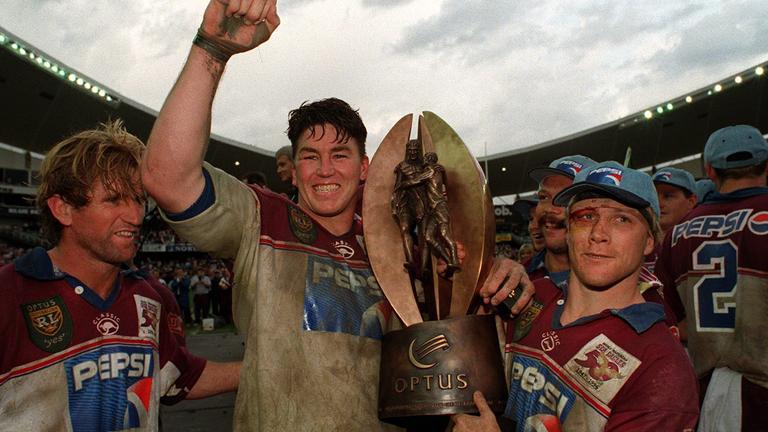 Unbelievable': Manly legend has no idea' what's going on at club as Des falls on his sword'
