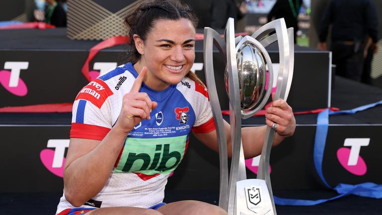 What a joke': Record NRL payday divides opinion as V'landys defends NRLW investment