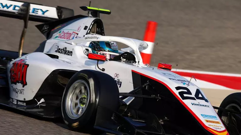 The Aussie F3 rising star beating the diabetes diagnosis that almost derailed his career
