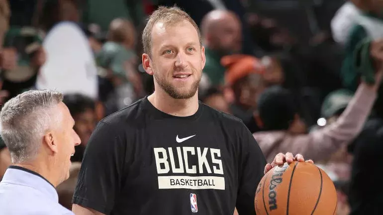 Joe Ingles to make Bucks debut Monday vs. Pelicans after sidelined 10 months with torn ACL, per report