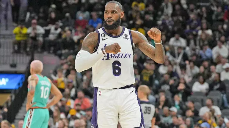 LeBron James plays sloppy, nine-turnover game in return from injury, but Lakers squeak out victory over Spurs