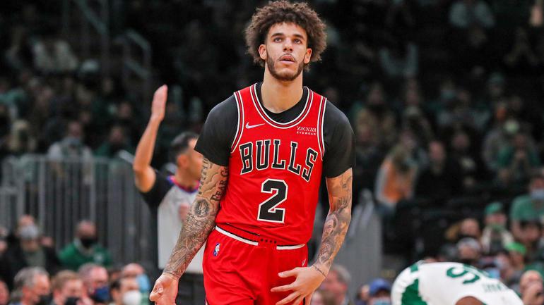 Bulls' Lonzo Ball expected to return this season, will miss a few months after knee surgery, per report