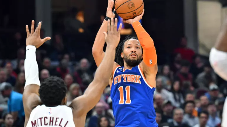 Knicks' Jalen Brunson scores career-high 48 against Cavaliers in preview of likely first-round playoff series